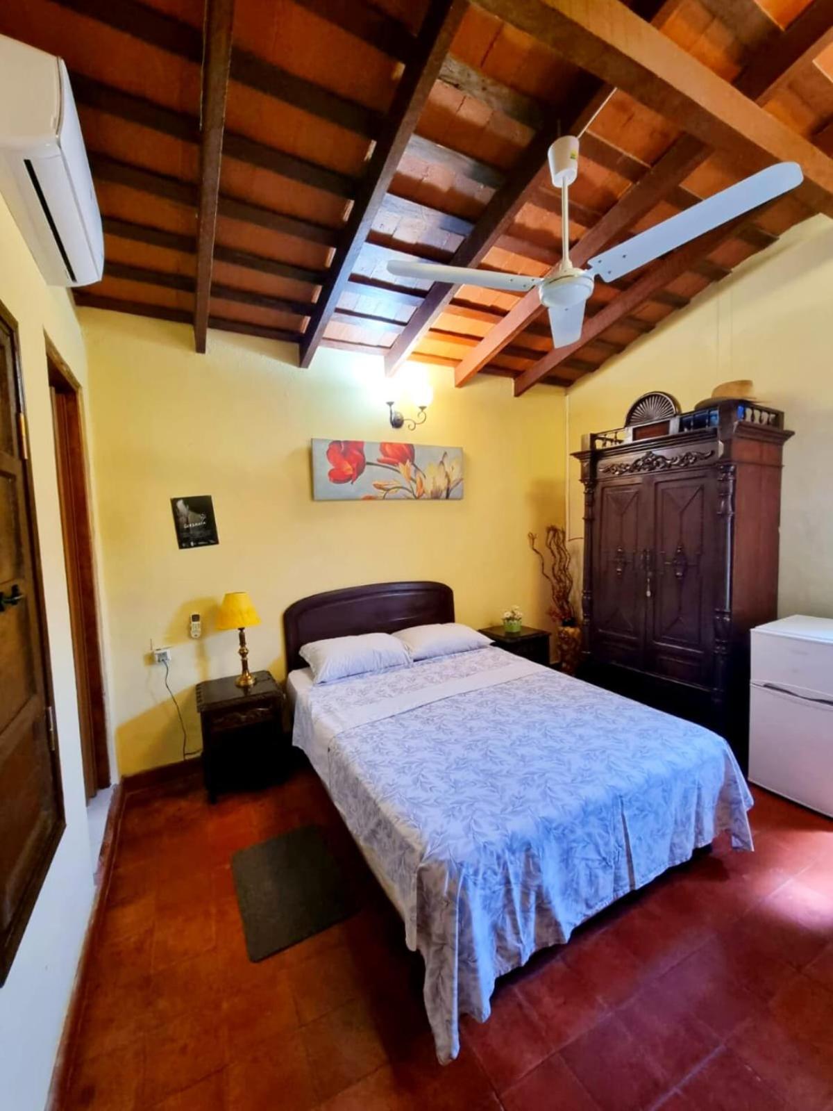 Mi Lugar Vintage Hostal - Calor De Hogar! Asunción Zewnętrze zdjęcie